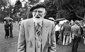 ANZAC Day : Melbourne : Australia  : Personal Photo Projects : Photos : Richard Moore : Photographer